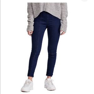 NWT Free People Feel Alright Skinny Stretch Jeans